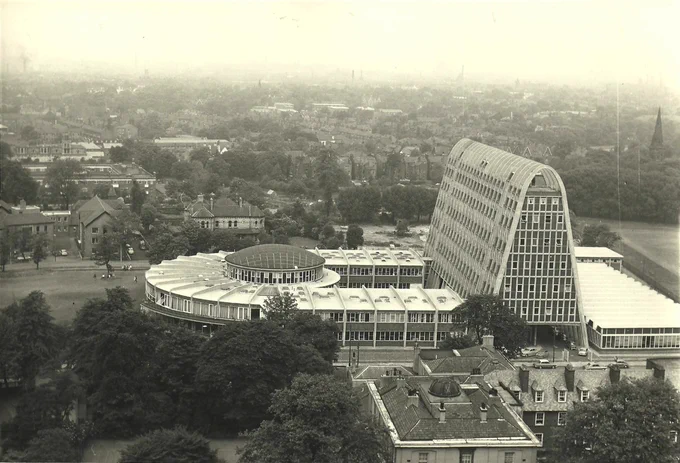 http://thetoastrack.wordpress.com/2013/06/13/a-photographic-exploration-in-the-vicinity-of-the-toastrack/