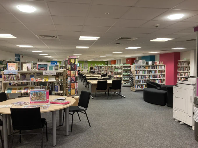 Chichester college library