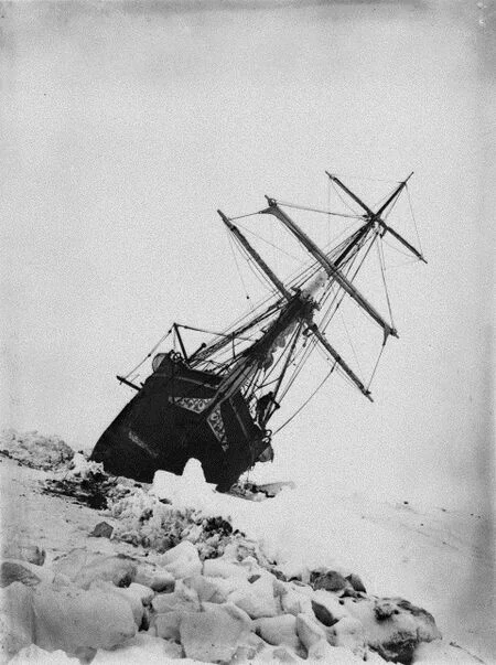 📸 Endurance stuck in the ice, Canterbury Museum.