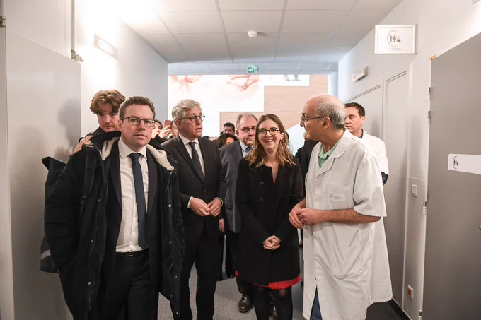 Aurore Bergé, Frédéric Valletoux et Guillaume Gouffier Valence lors de la visite du centre hospitalier de Créteil