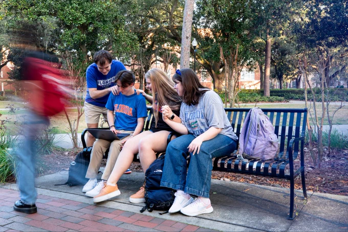 Student gather together in anticipation for their UF Decision.