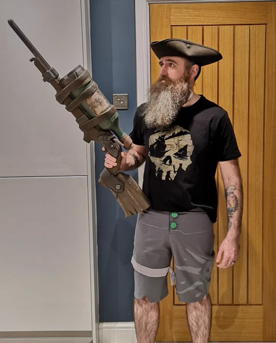 Behavingbeardly facing forward posing in real life Obsidian Underpants and Launch Crew Eye of Reach from Sea of Thieves