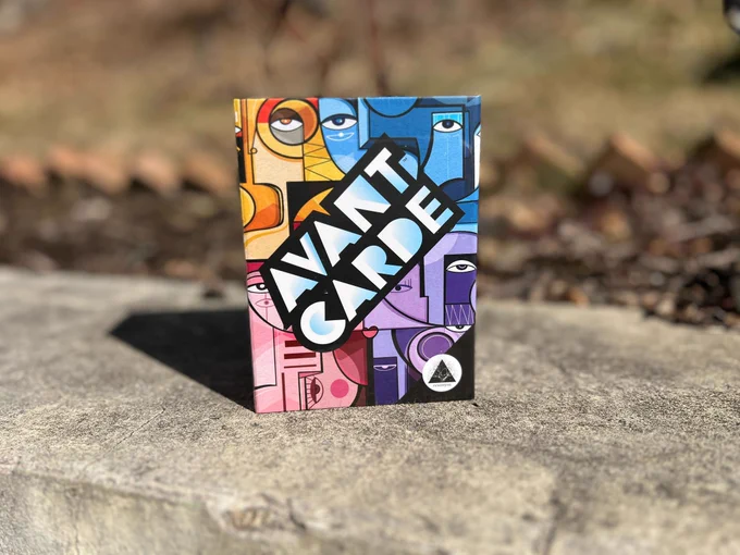 Avant Carde game box