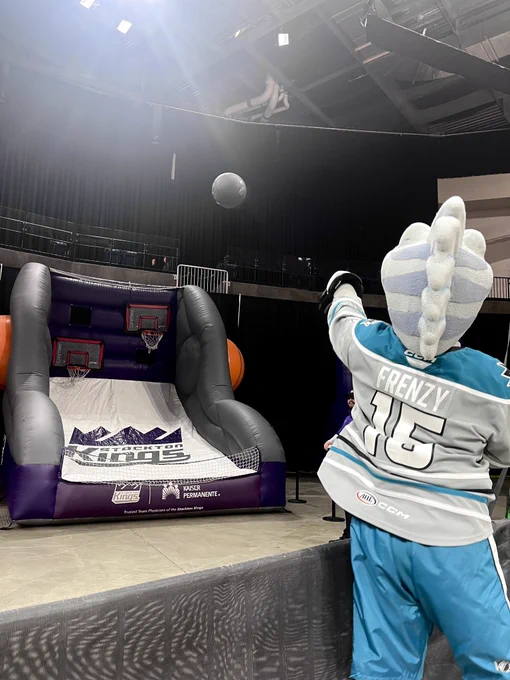Frenzy shooting a basketball