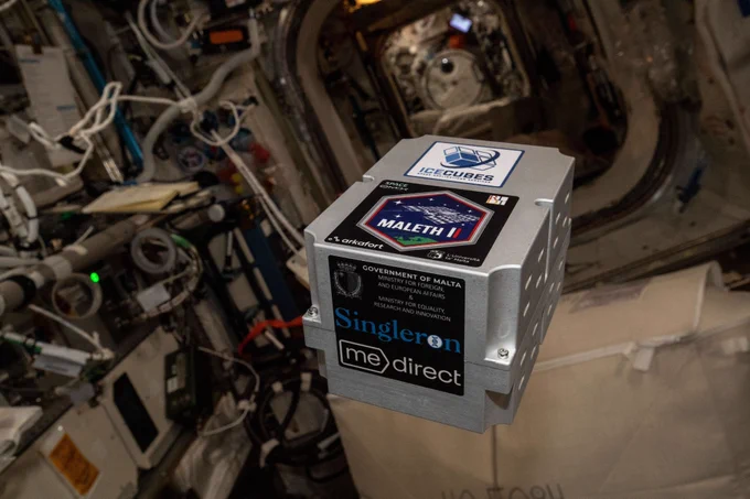 The Maleth II experiment inside the IceCubes facility in the Space Station.