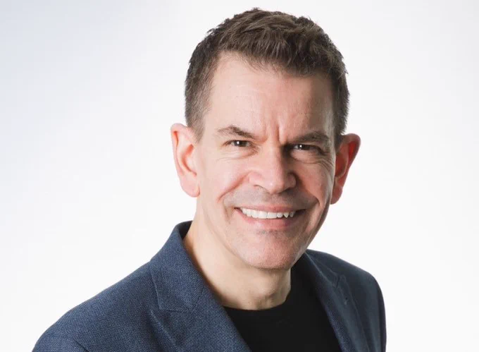 Dr. John Bates ist CEO der SER Group - deutscher Softwarehersteller für Intelligent Content Automation (ICA)