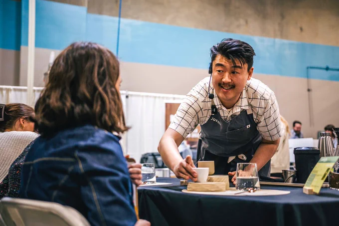  Jason Yeo serving coffee at USBC photo by Charlie Burt