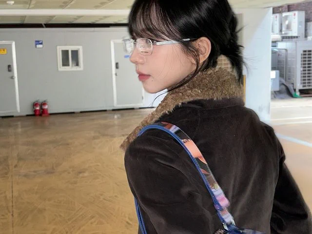 ㅤㅤ

don't wanna tiptoe, don't wanna hide, don't wanna feed this monstrous fire. don't wanna argue, but I don't wanna bite.

ㅤㅤ