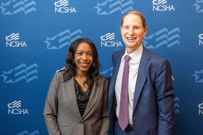 Senator Ron Wyden and Andrea Bell of Oregon Housing and Community Services