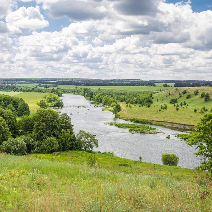 River landscape, pic: pvproductions