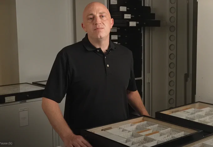 The Walter Reed Biosystematics Unit is responsible for managing the National Sand Fly collection housed within the Smithsonian Institution National Museum of Natural History. In this video David Pecor, a museum specialist at the WRBU, demonstrates how to permanently preserve sand flies for the museum.