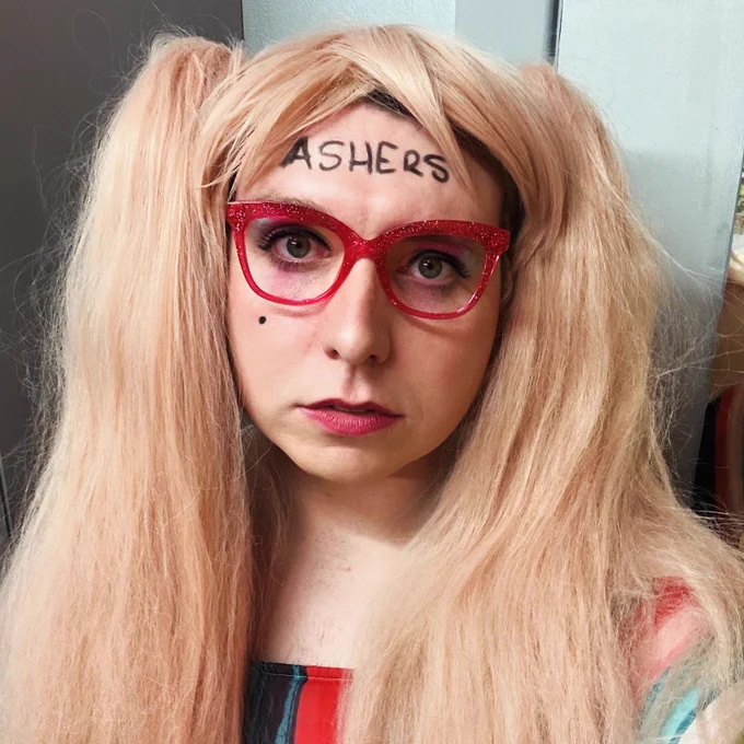 Céilí Rae Minogue with the word ‘ASHERS’ written on her forehead