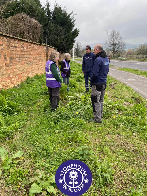 SIB members meet Stonehouse Town Council staff on the grass verge at the Horsetrough entrance to Stonehouse, to help plan wildflower planting