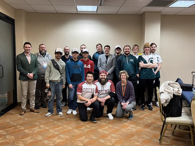 The esports cafe crew.
