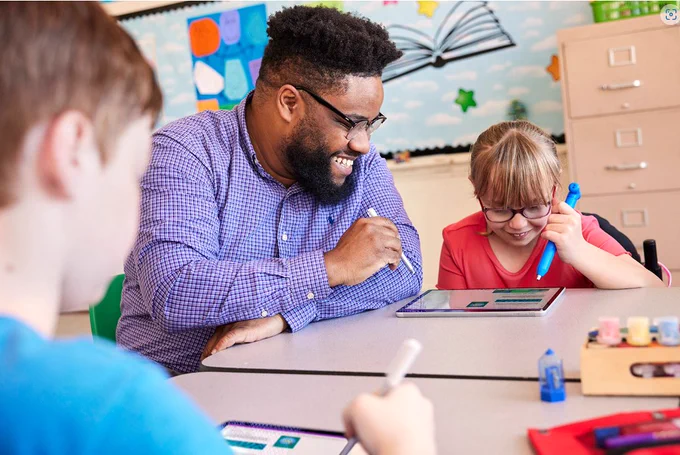 Picture of teacher and a student