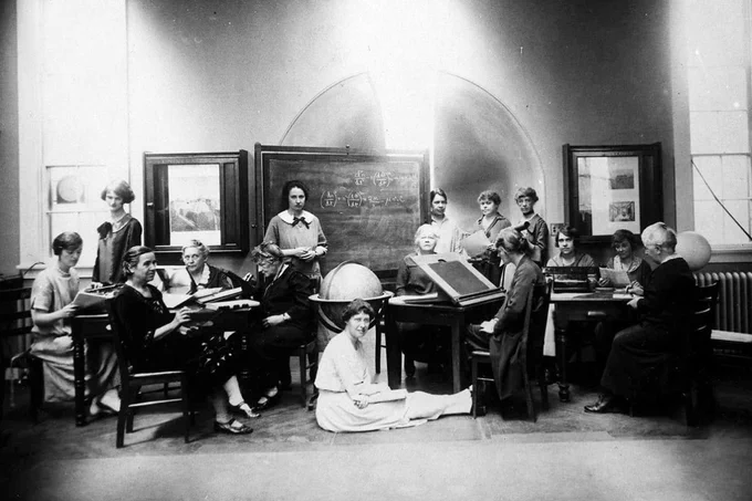A group of women working to process astronomical data at Harvard College Observatory in May 1925, including Annie Jump Cannon (fifth from left) and Cecilia Payne-Gaposchkin (fifth from right). (Courtesy: Harvard University Archives)