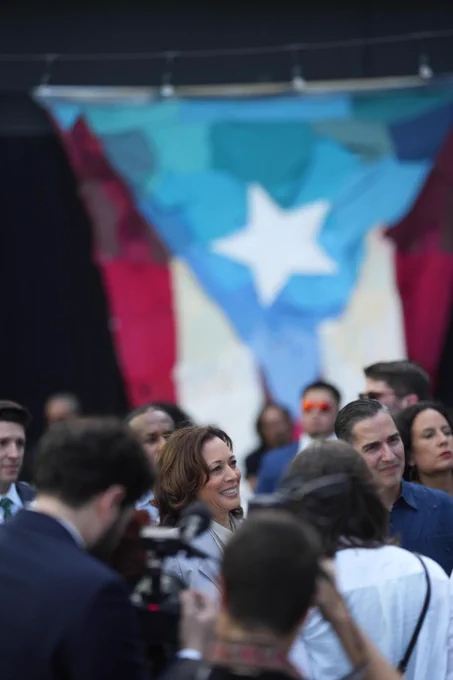 Vice President Harris visits La Goyco Community Center in Puerto Rico.