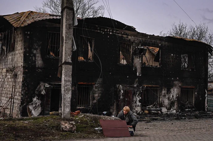 Photo: Aris Messinis