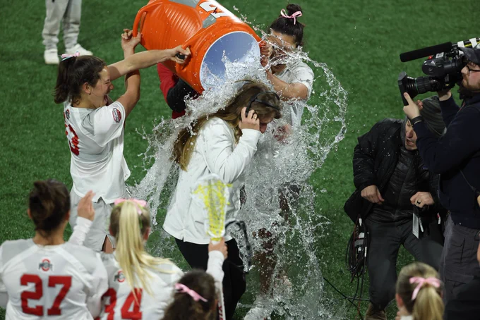 Head coach Amanda Moore