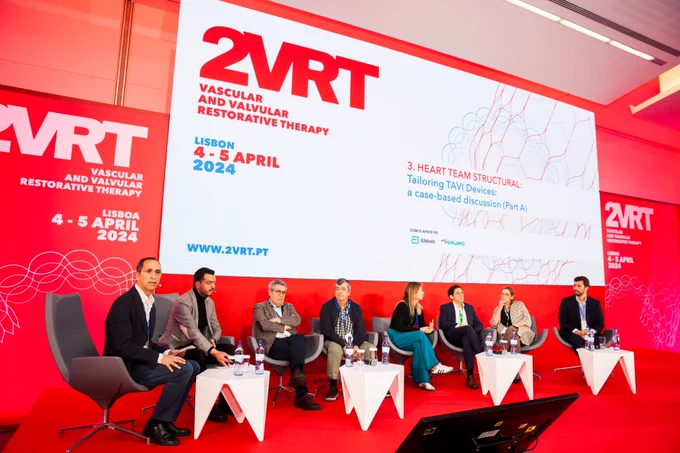 Dr. Duarte Cacela, Dr. Ismail Ismail, Dr. Manuel Almeida, Dr. João Carlos Silva, Dr. Ângela Bento, Dr. Afonso Oliveira, Dr. Lídia de Sousa e Dr. Francisco Barbas de Albuquerque