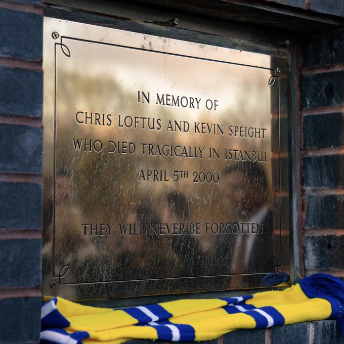 Picture of Chris and Kev’s memorial plaque