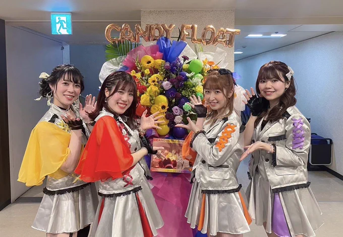 お花想定してなくて二度見しました！
想いの詰まった素敵なお花をありがとう💐
新曲合わせで花束なんだね！
みんなよく考えるな〜すごいな〜