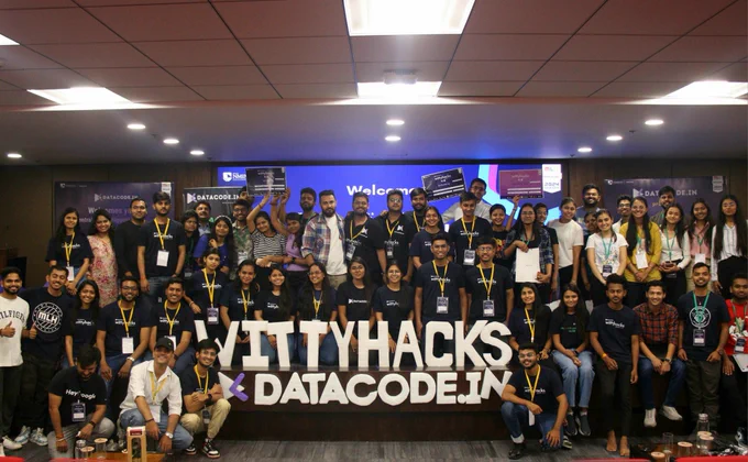 Mrinal Jain with team WittyHacks 