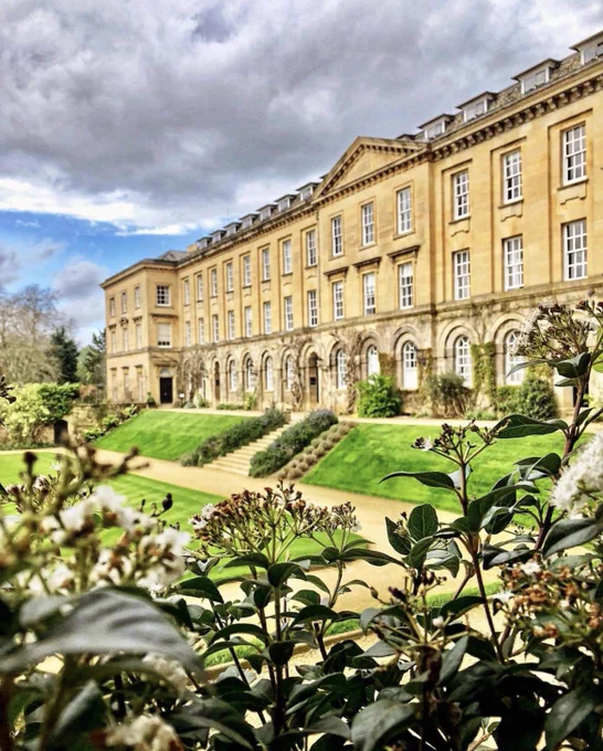 Worcester College, Instagram image: @linafromoxford 