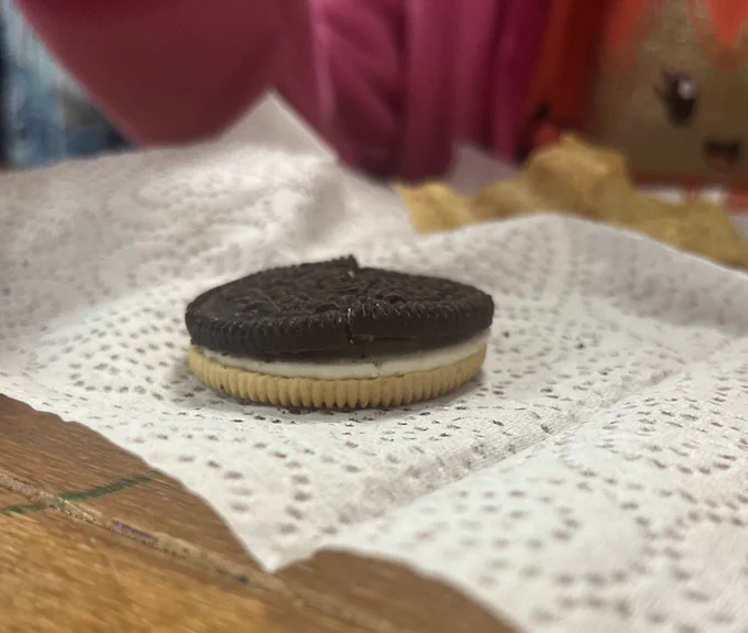 Edible solar system in afterschool #oreos #easyscience #solareclipse #SolarEclipse2024 #solarsyste