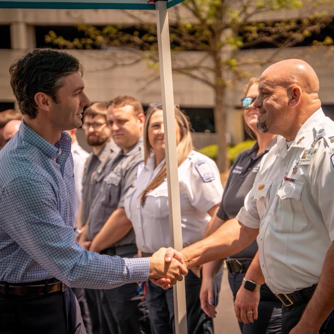 Sen. Ossoff greets EMS workers at Atrium Health Navicent in Macon.