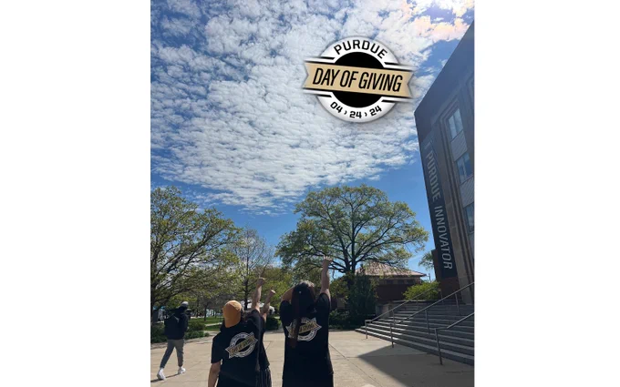 the glowing rays from the PURDUE DAY OF GIVING logo shine a bright warming light on the botany & plant pathology graduate students :) 