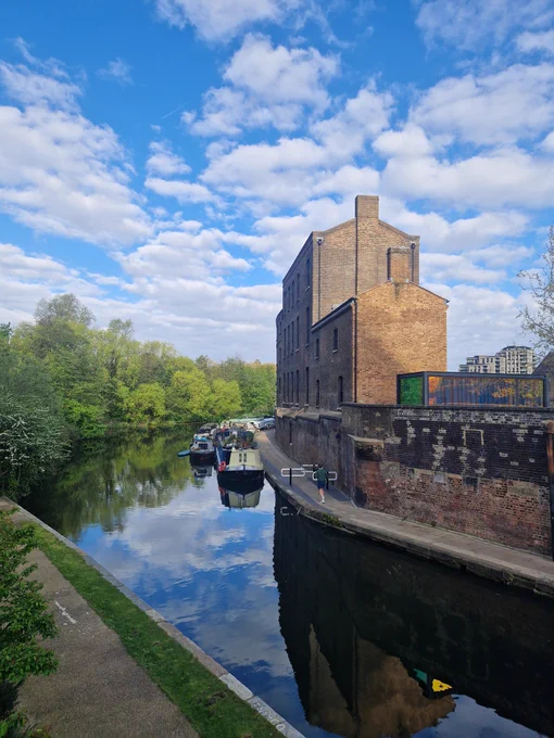 Canal boat by King's Cross Station 