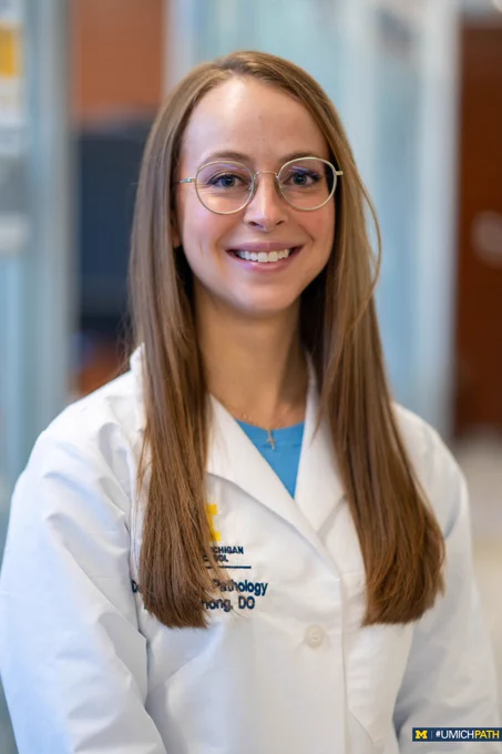 A photo of Dr. Isabella Holmes, Department of Pathology resident. 