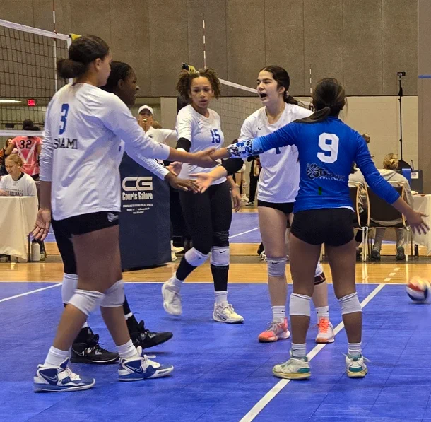 Samantha "Sam" Baty #1 - 5'10" Setter 4.4 GPA Uncommitted
