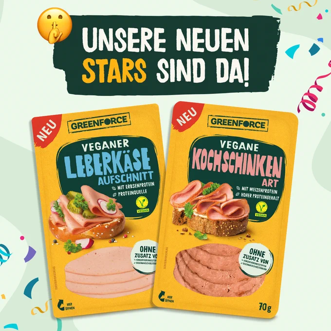 Auf dem Bild sind unsere neuen Aufschnitte, der vegane Leberkäse und der vegane Kochschinken zu sehen.