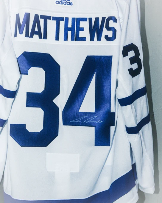 Leafs AM Jersey Giveaway