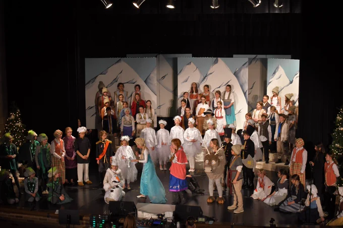 Frozen Jr the Musical