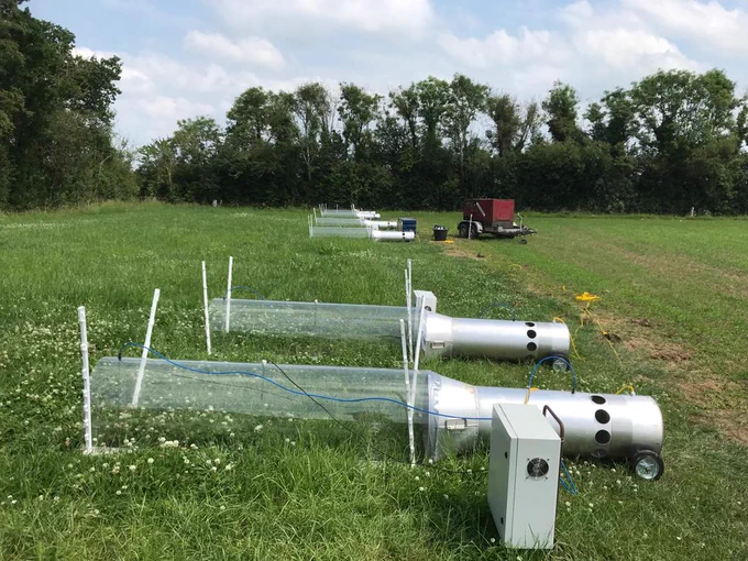 The equipment on this picture is measuring ammonia emissions, in order to work out an ammonia emission factor for biological N fixation. Photo: James Humphreys.