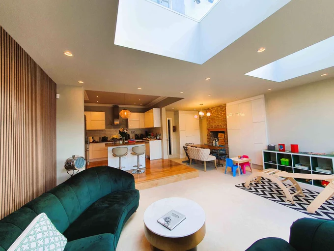 Let There Be Light
Enhance your home with natural light and modern design. 
Discover how with our Project Calculator! https://bit.ly/3Teopm9
#BrightHomeLondon #NaturalLight