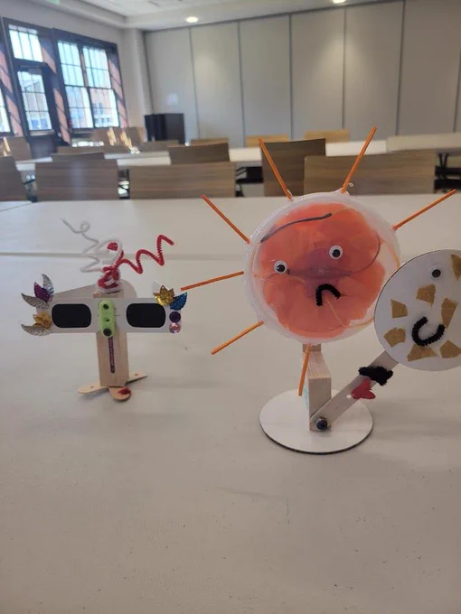 Eclipse Robots!