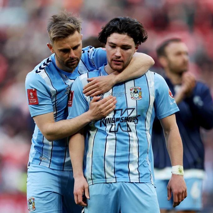 An image of the Matt Godden and Callum O'Hare at full-time
