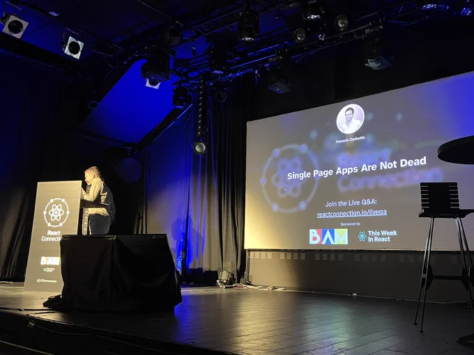 François Zaninotto on stage at React Connection conference