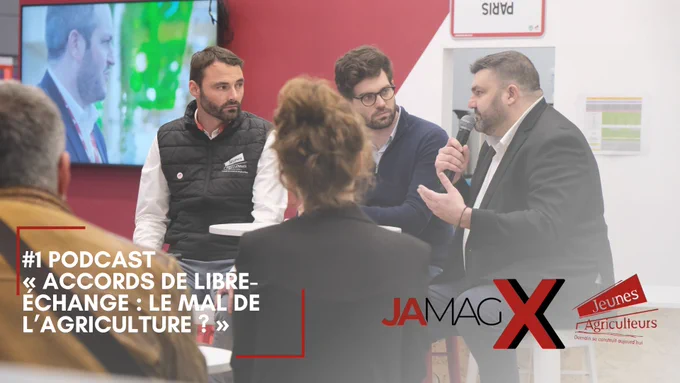 Chaque épisode a été enregistré durant le Salon International de l'Agriculture 2024 sur le stand de Jeunes Agriculteurs devant public.
Aujourd'hui, le débat sur les « Accords de libre-échange : le mal de l’agriculture ? » 
Intervenants : 
- Marine Raffray & Thierry Pouch, Chambre d’agriculture France
- Jérémy Decerle, député européen et Pierrick Horel, Secrétaire général de Jaunes Agriculteurs