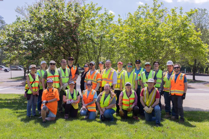 Jefferson lab employees volunteer to clean up the lab campus in honor of Earth Day. 