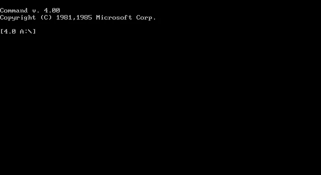 The Multitasking MS-DOS 4.0 command prompt.