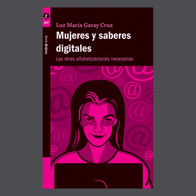 Una activista del hack-feminismo nos mira desafiante y segura