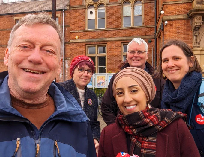 Selfie with John and volunteers
