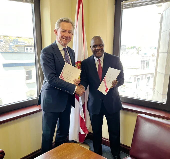 Photo: Jersey’s Attorney General Mark Temple KC and the Vice-Attorney General of Mozambique, His Excellency Alberto Paulo, after signing the agreement in Maputo on 7 May 2024.
