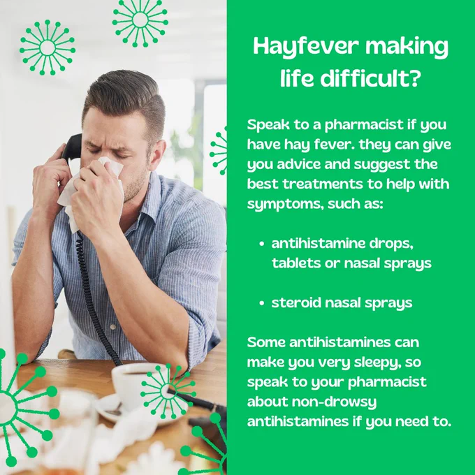 imae of man sneezing into a tissue