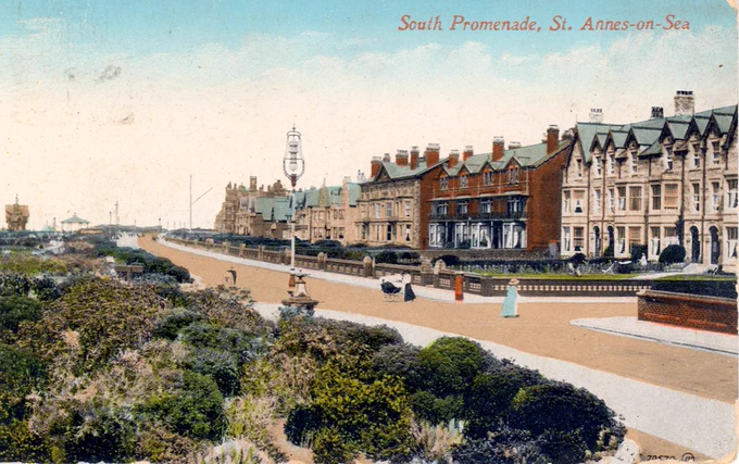 postcard of South Promenade at St. Annes on a sunny day from around 1917